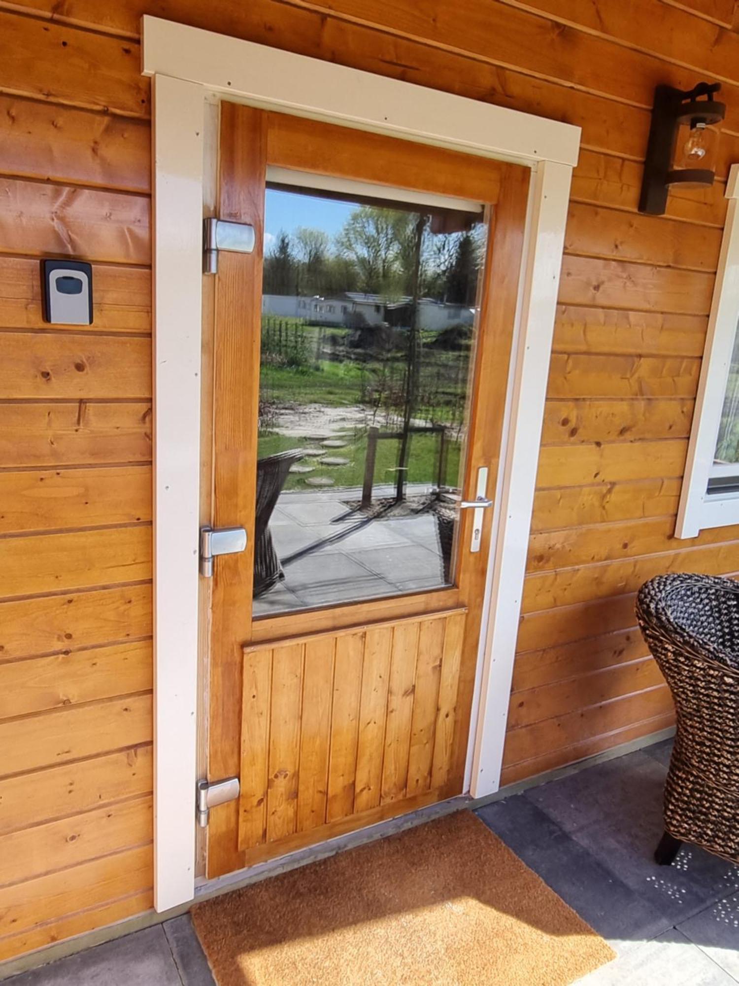 Nieuw - Luxe Blokhut Chalet In Bosrijke Omgeving Anloo Exteriör bild