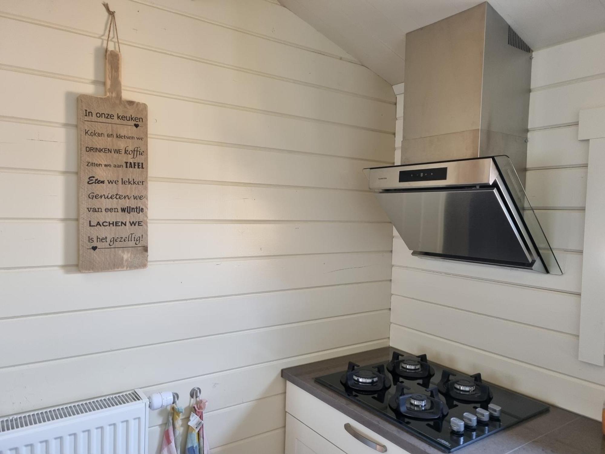 Nieuw - Luxe Blokhut Chalet In Bosrijke Omgeving Anloo Exteriör bild
