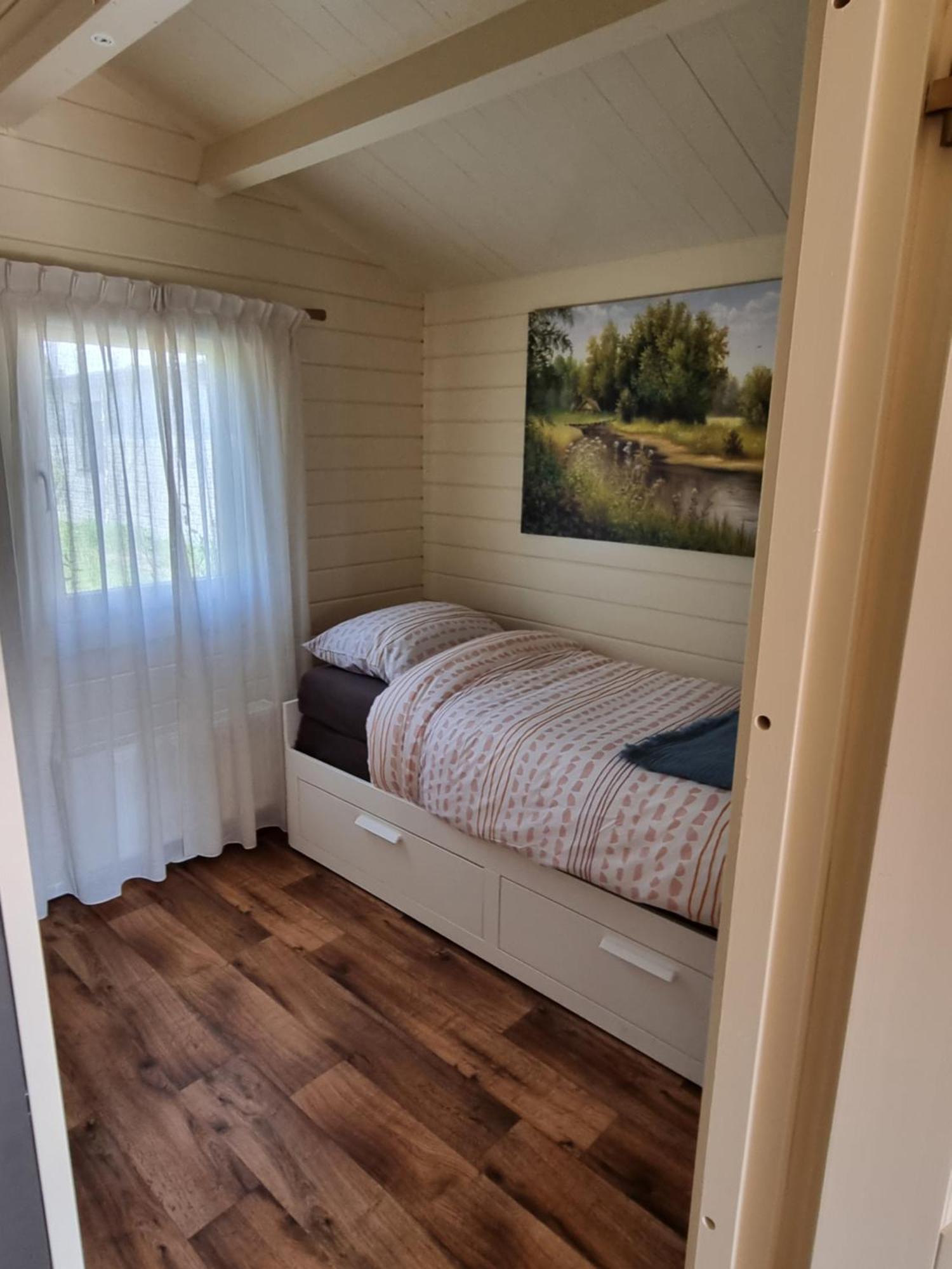 Nieuw - Luxe Blokhut Chalet In Bosrijke Omgeving Anloo Exteriör bild